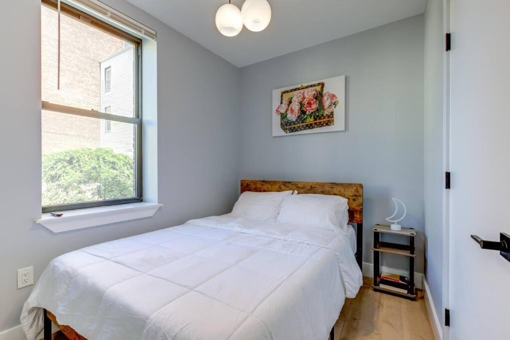 Luxury Designer Theme 2Br Apt Near Nyc / Thepath Appartement Newark Buitenkant foto
