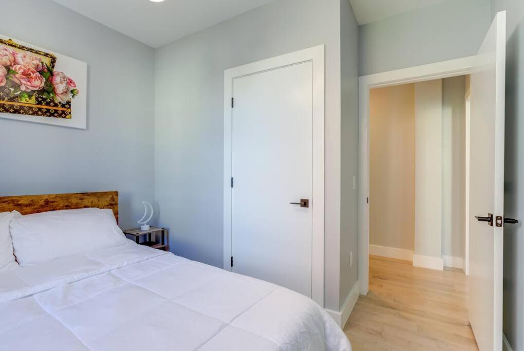 Luxury Designer Theme 2Br Apt Near Nyc / Thepath Appartement Newark Buitenkant foto