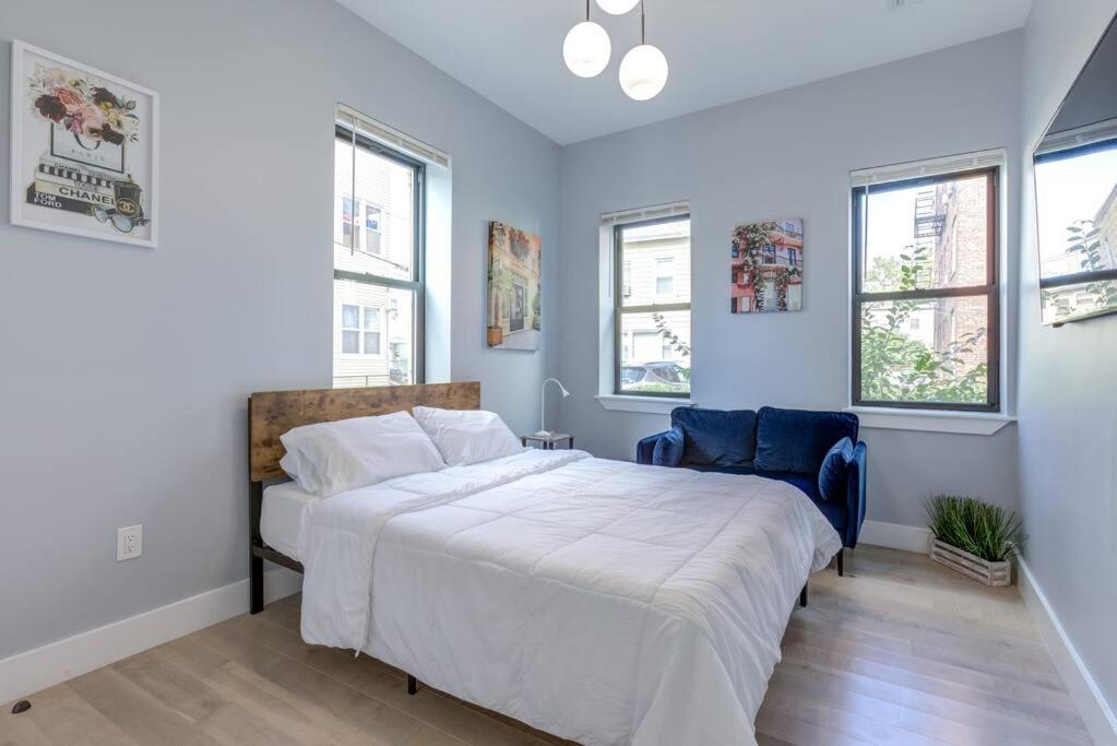 Luxury Designer Theme 2Br Apt Near Nyc / Thepath Appartement Newark Buitenkant foto