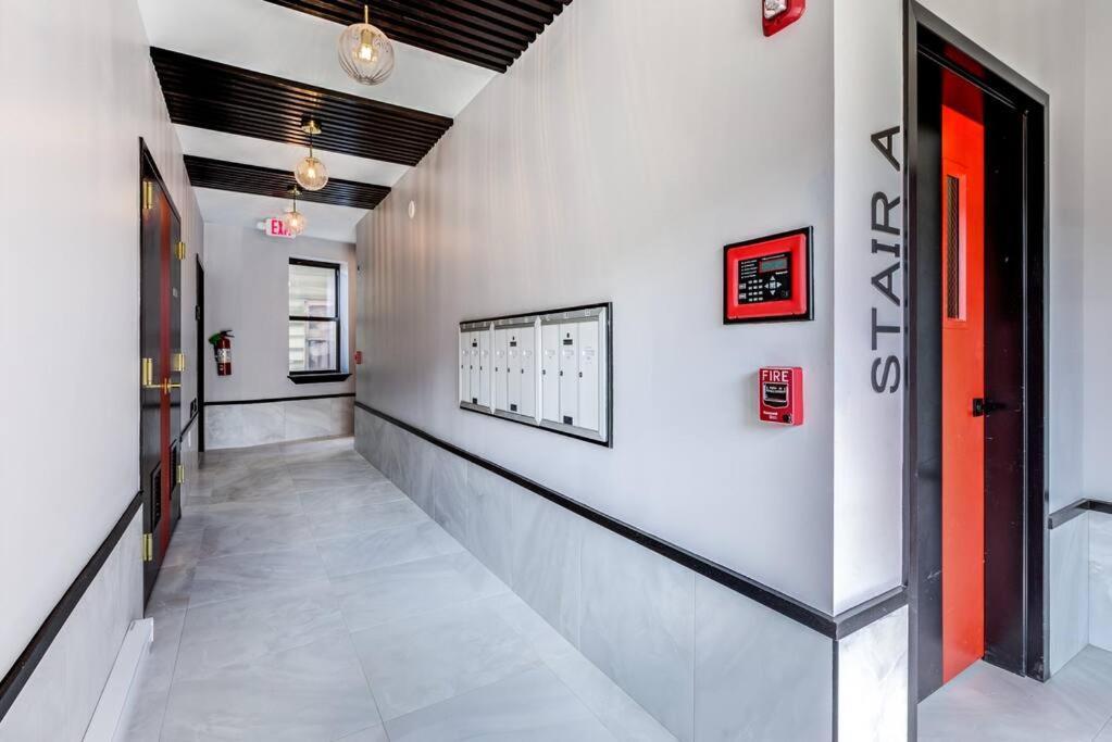 Luxury Designer Theme 2Br Apt Near Nyc / Thepath Appartement Newark Buitenkant foto